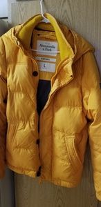 Almost new large Abercrombie puffer warm jacket